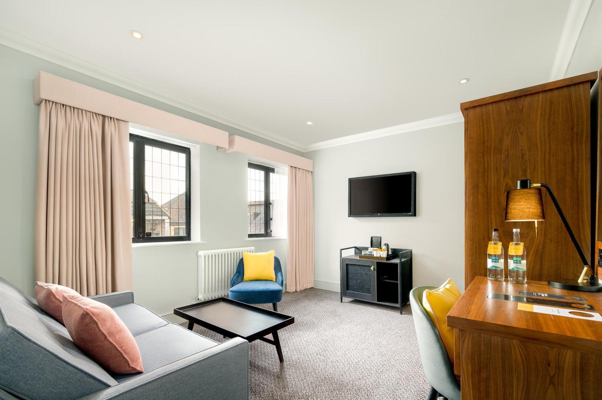 Voco Lythe Hill Hotel & Spa By Ihg Haslemere Eksteriør bilde