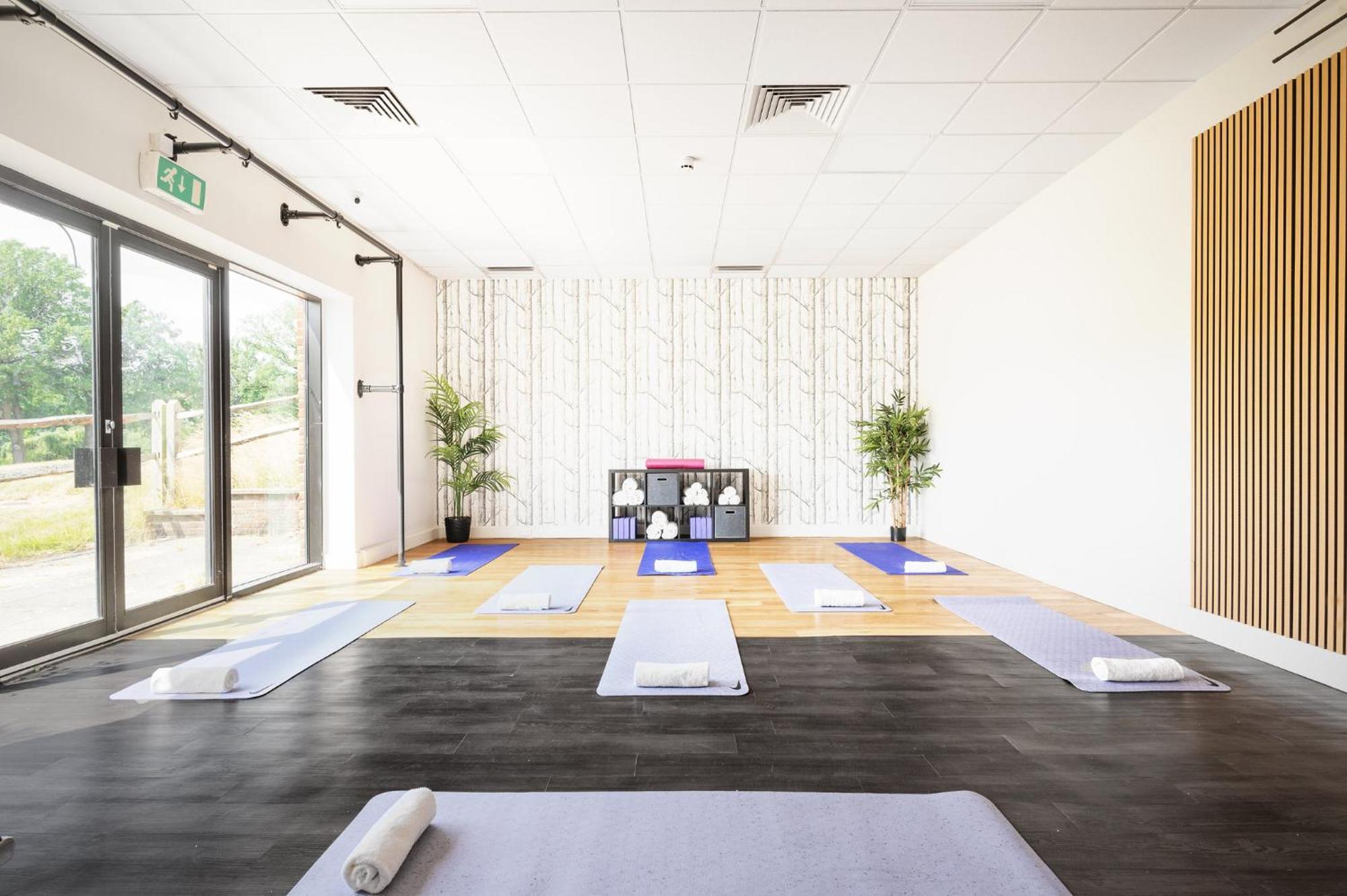 Voco Lythe Hill Hotel & Spa By Ihg Haslemere Eksteriør bilde