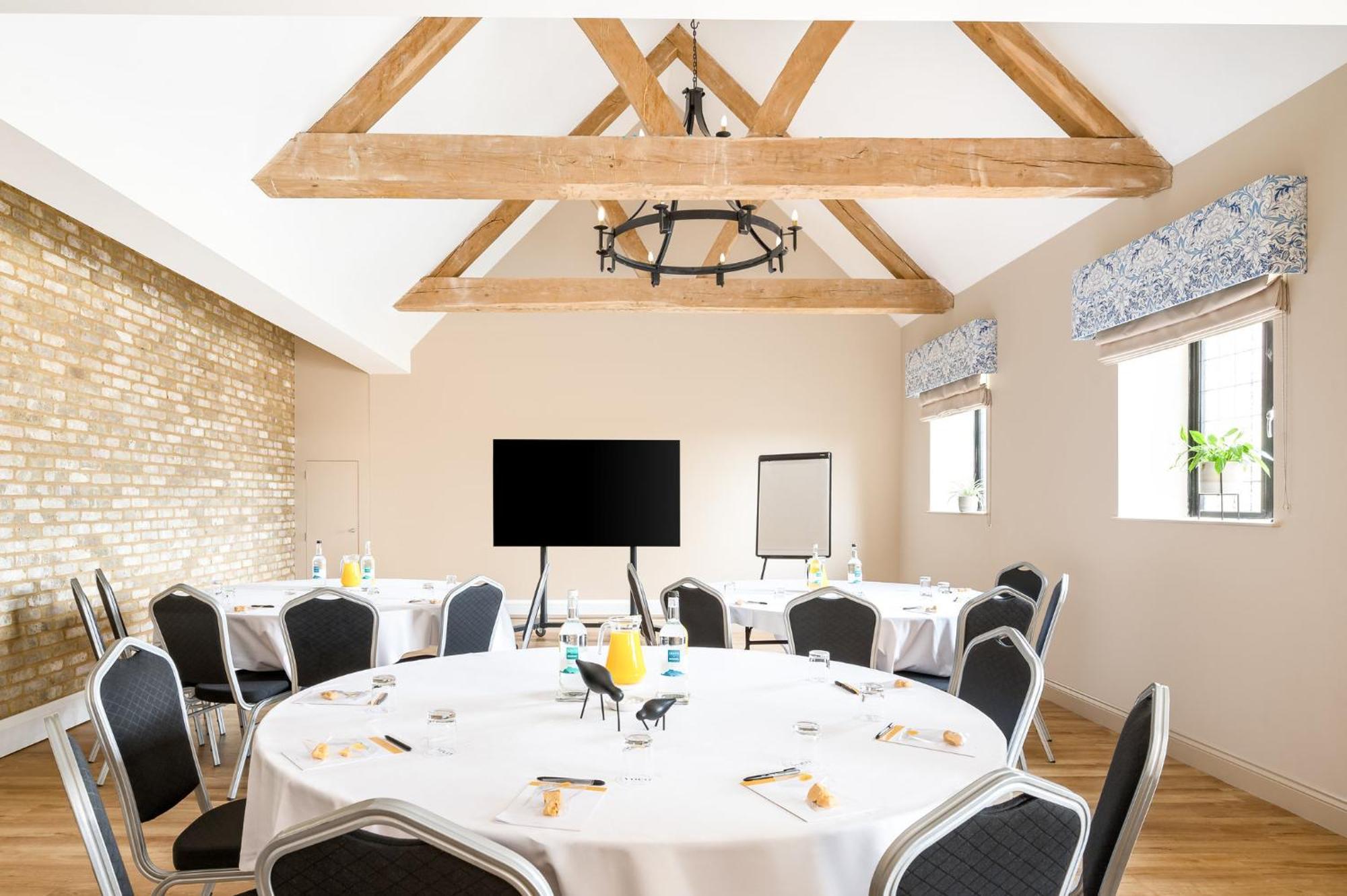 Voco Lythe Hill Hotel & Spa By Ihg Haslemere Eksteriør bilde