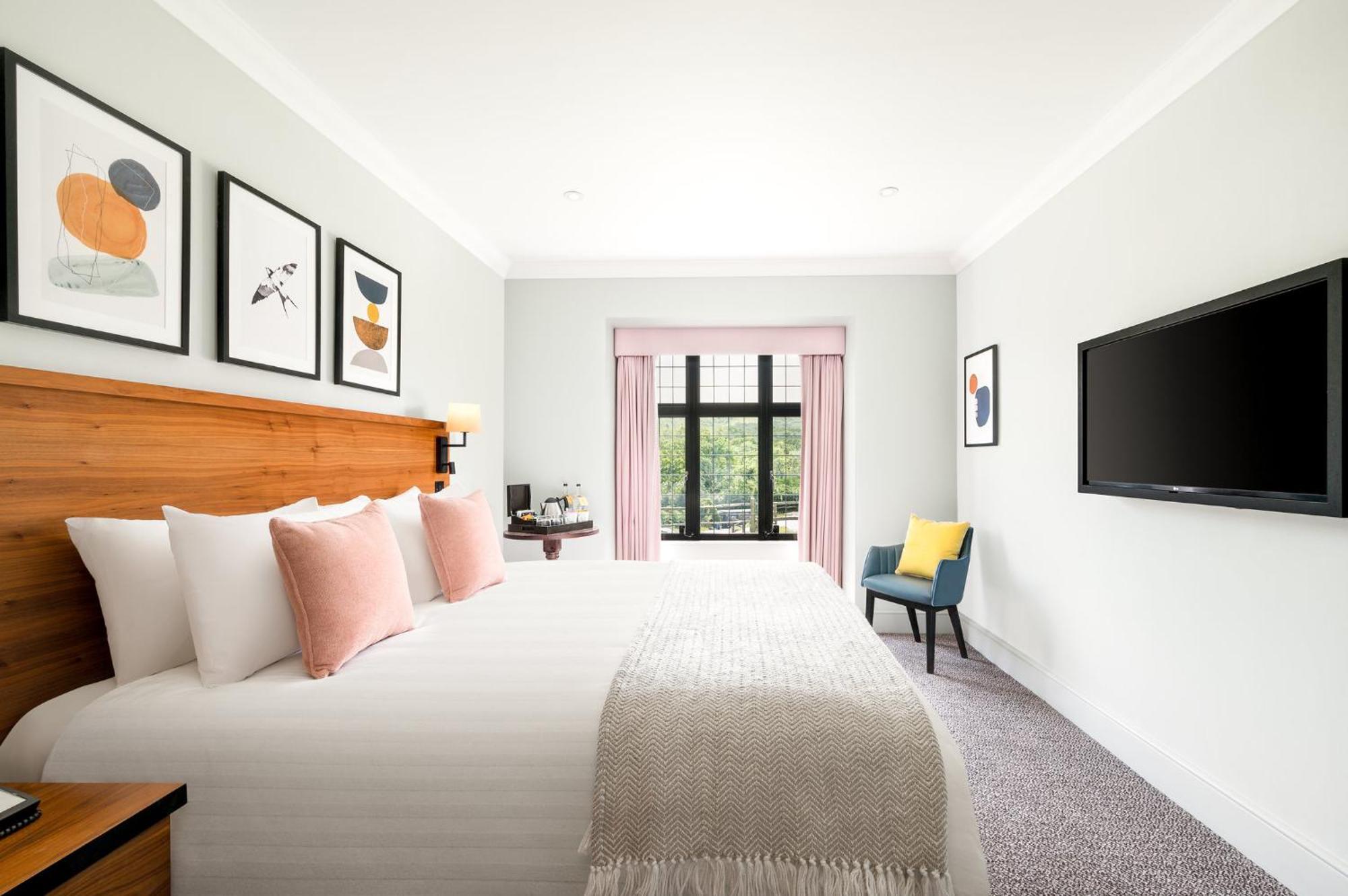 Voco Lythe Hill Hotel & Spa By Ihg Haslemere Eksteriør bilde