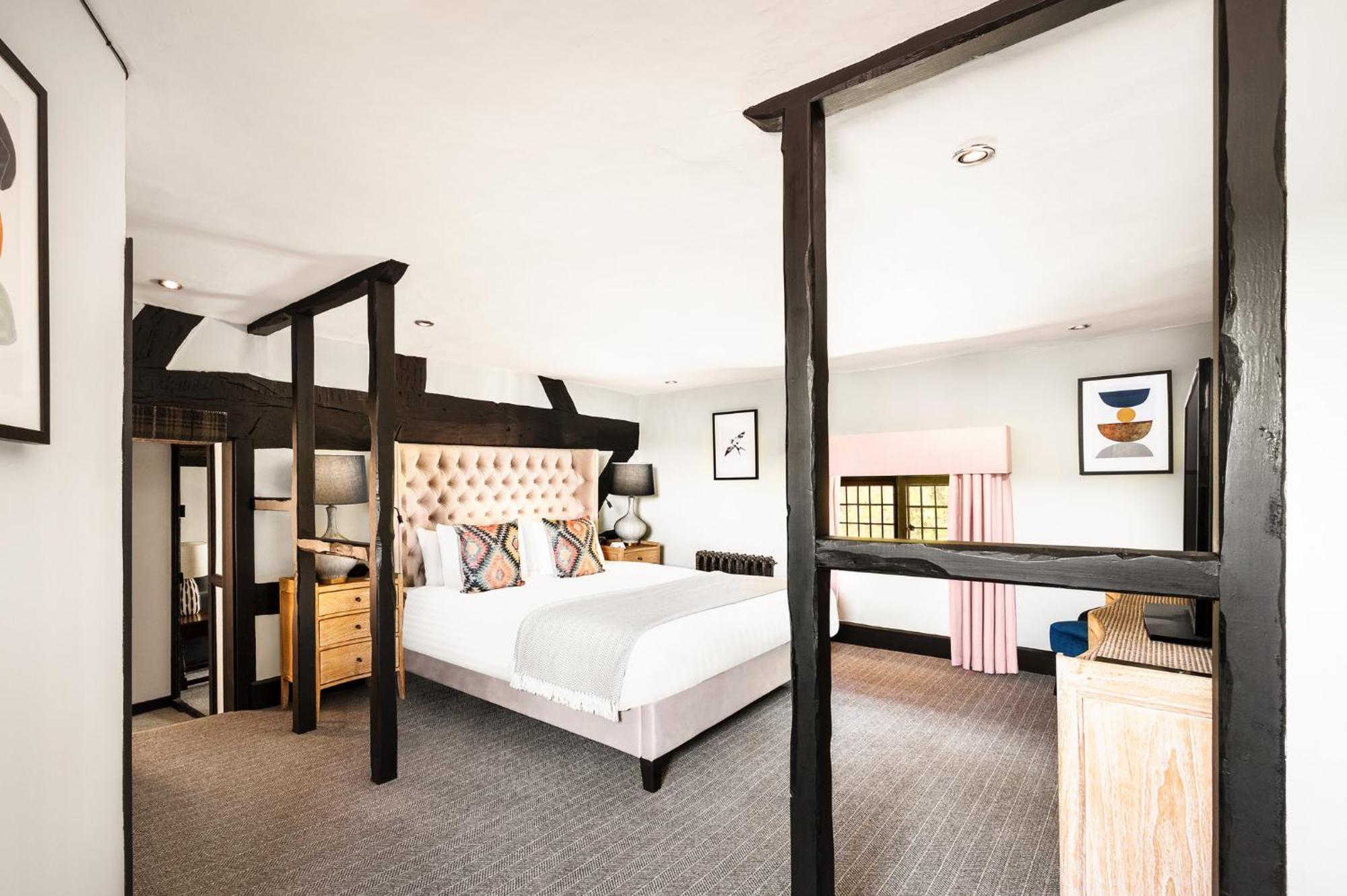 Voco Lythe Hill Hotel & Spa By Ihg Haslemere Eksteriør bilde