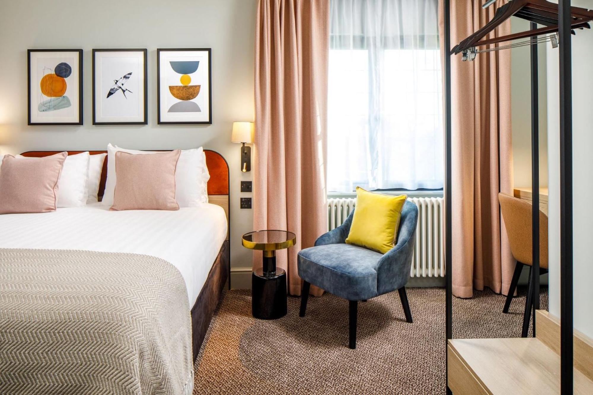 Voco Lythe Hill Hotel & Spa By Ihg Haslemere Eksteriør bilde